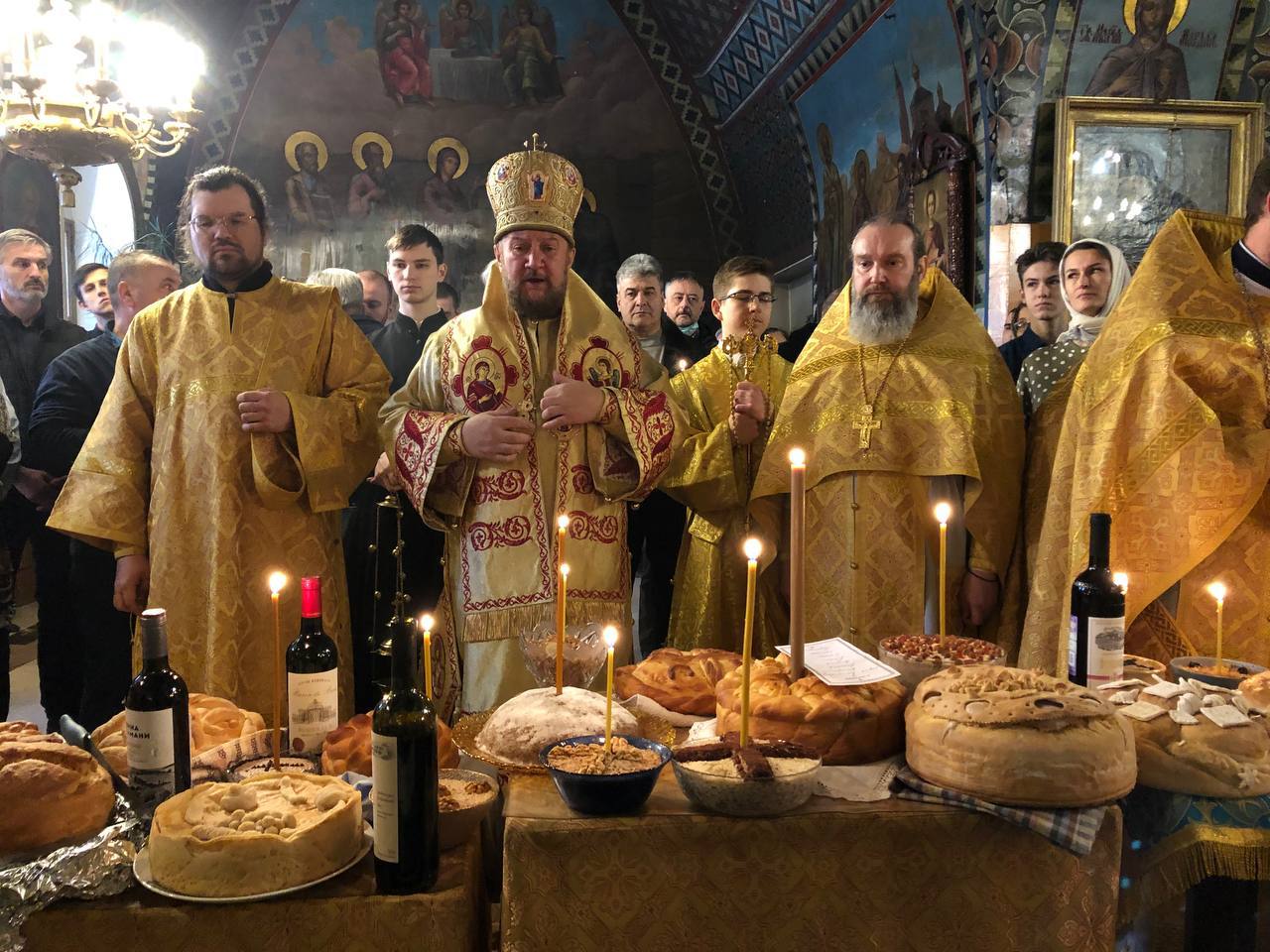 Света Литургија на празник Светог Николаја Чудотворца – Крсна слава Епископа Антонија