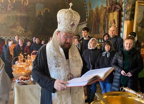 Велика Субота у Подворју СПЦ у Москви (01.04.2021)