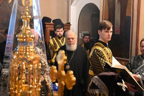 fxym08mwgk8l1r8d7mz5kp4t2fqn4k2t