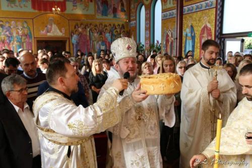 Света Литургија у Покровском храму у Салзбургу (14.10.2018)